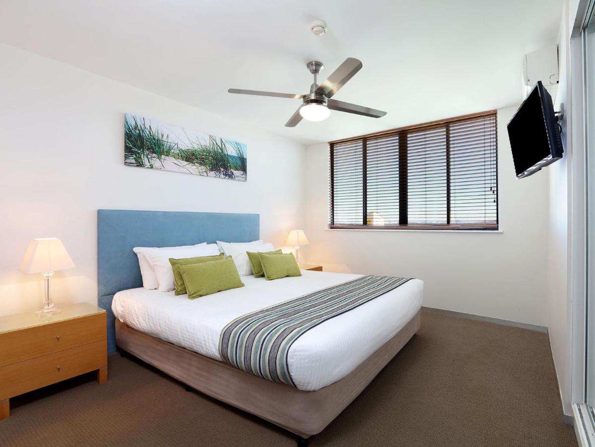 Peninsular Beachfront Resort Мулулаба Экстерьер фото
