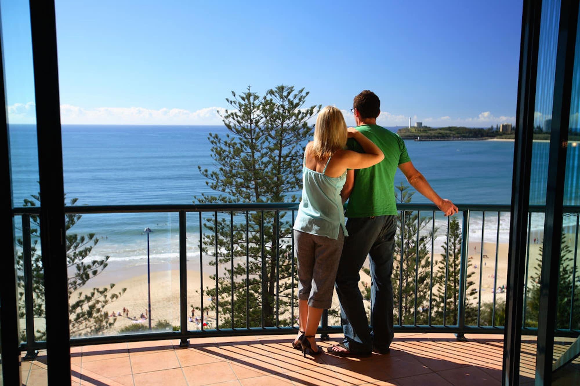 Peninsular Beachfront Resort Мулулаба Экстерьер фото